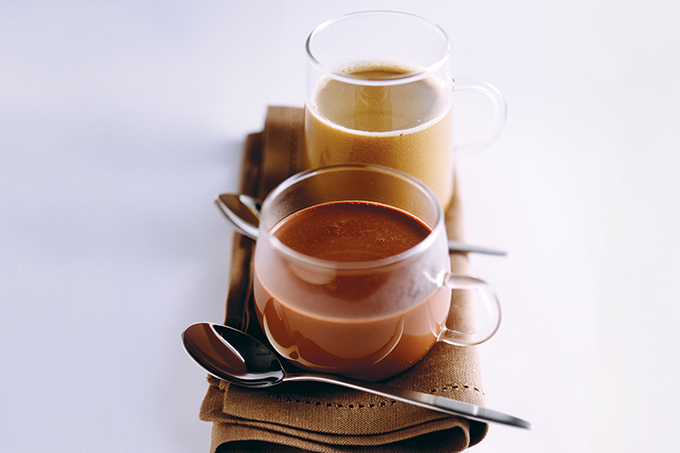 Compare: capuccino e chocolate quente