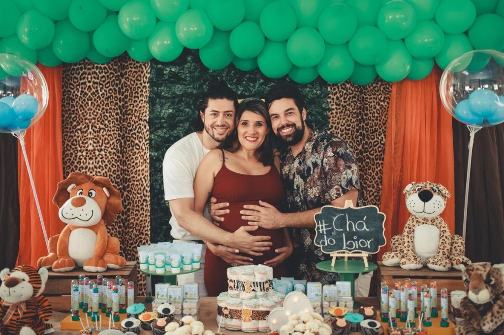 Barriga solidária avança no país e é opção para casais homoafetivos