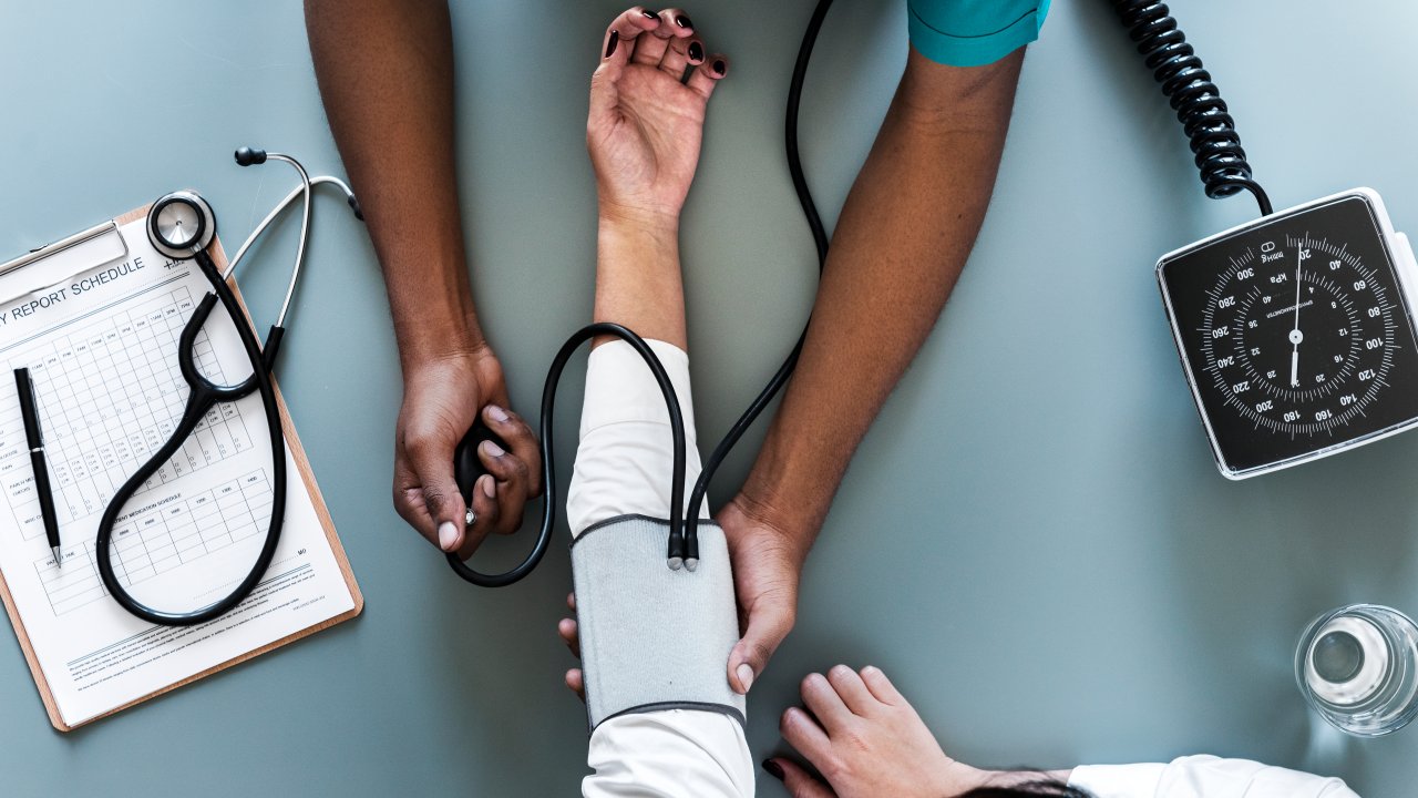 saude-medicina-hipertensao-pressao-alta-cardiologia