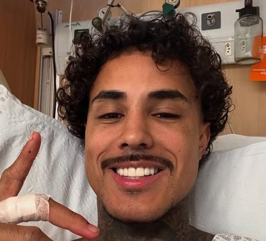 MC Livinho sofre acidente e tem pulmão perfurado; entenda quadro