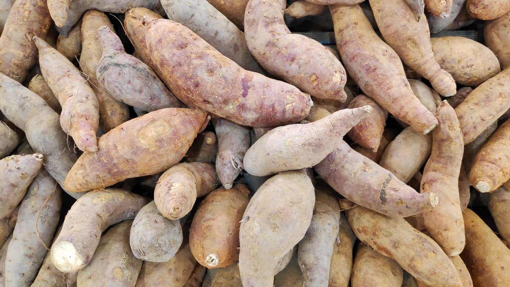Chá da casca de batata-doce: descubra se tem benefícios