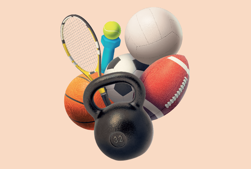Uma composição de equipamentos esportivos: um kettlebell preto com o número 32, uma bola de basquete laranja, uma raquete de tênis amarela com bola verde, uma bola de vôlei branca, uma bola de futebol preta e branca, e uma bola de futebol americano vermelha com listras brancas, todos flutuando sobre um fundo pêssego